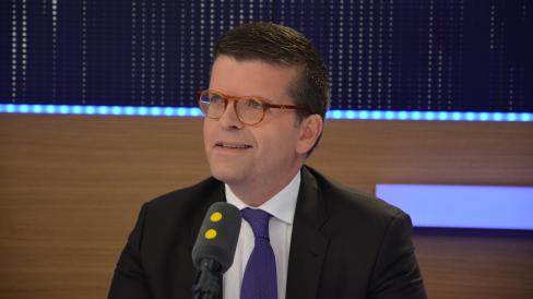 Luc Carvounas, sénateur-maire d’Alfortville, candidat PS aux législatives dans le Val-de-Marne, porte-parole du PS pour les législatives, invité de franceinfo vendredi 16 juin.