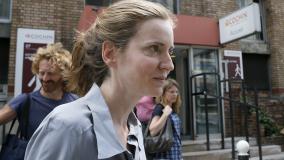 Nathalie Kosciusko-Morizet quitte l\'hôpital après son agression, le 16 juin 2017, à Paris.&nbsp;